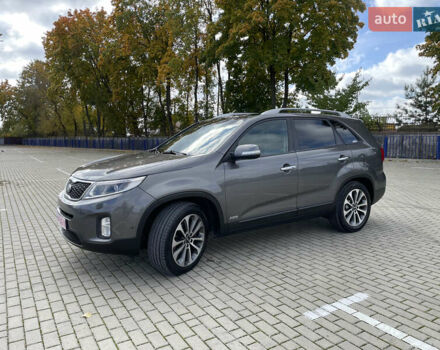 Сірий Кіа Соренто, об'ємом двигуна 2.2 л та пробігом 262 тис. км за 15900 $, фото 3 на Automoto.ua