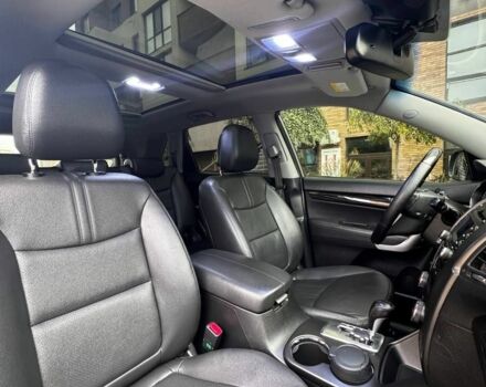 Серый Киа Соренто, объемом двигателя 0 л и пробегом 174 тыс. км за 14000 $, фото 16 на Automoto.ua