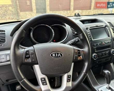Сірий Кіа Соренто, об'ємом двигуна 2.2 л та пробігом 199 тис. км за 13600 $, фото 17 на Automoto.ua