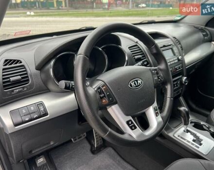 Серый Киа Соренто, объемом двигателя 2.2 л и пробегом 199 тыс. км за 14800 $, фото 28 на Automoto.ua