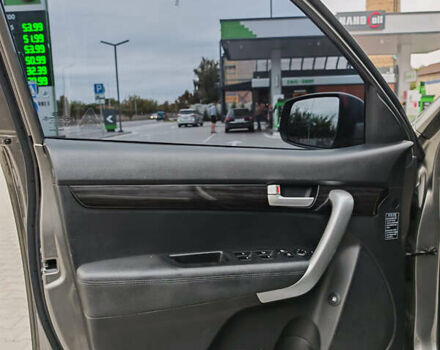 Серый Киа Соренто, объемом двигателя 2.2 л и пробегом 145 тыс. км за 15500 $, фото 50 на Automoto.ua