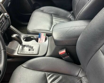 Серый Киа Соренто, объемом двигателя 2.4 л и пробегом 265 тыс. км за 11200 $, фото 5 на Automoto.ua