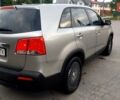 Серый Киа Соренто, объемом двигателя 2.36 л и пробегом 250 тыс. км за 10900 $, фото 9 на Automoto.ua