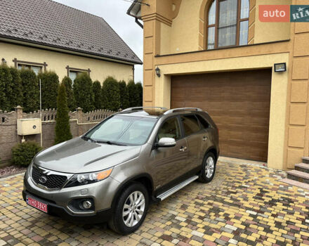 Сірий Кіа Соренто, об'ємом двигуна 2.2 л та пробігом 210 тис. км за 13800 $, фото 6 на Automoto.ua