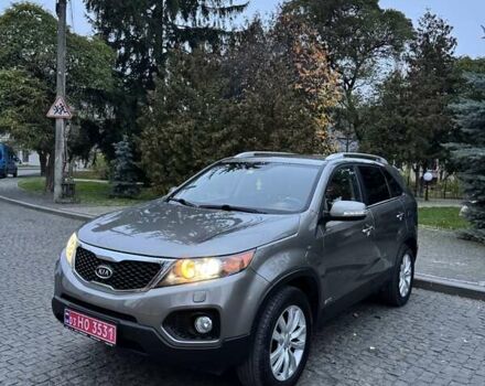 Серый Киа Соренто, объемом двигателя 2.2 л и пробегом 217 тыс. км за 15200 $, фото 2 на Automoto.ua