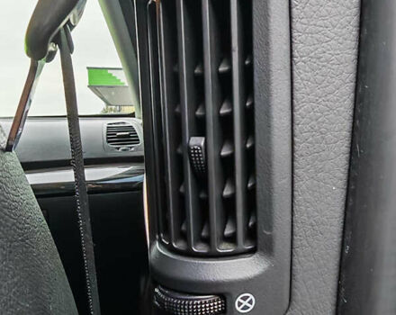 Серый Киа Соренто, объемом двигателя 2.2 л и пробегом 145 тыс. км за 15500 $, фото 16 на Automoto.ua