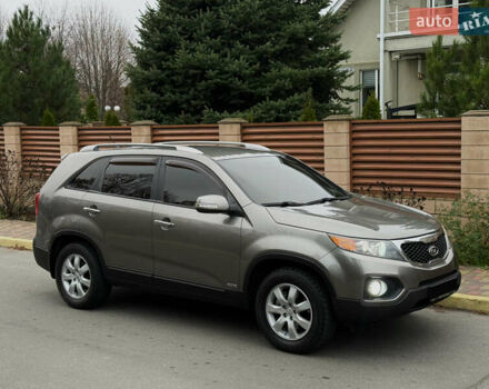 Сірий Кіа Соренто, об'ємом двигуна 2.4 л та пробігом 124 тис. км за 12300 $, фото 1 на Automoto.ua