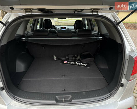 Сірий Кіа Соренто, об'ємом двигуна 2.2 л та пробігом 194 тис. км за 14000 $, фото 26 на Automoto.ua