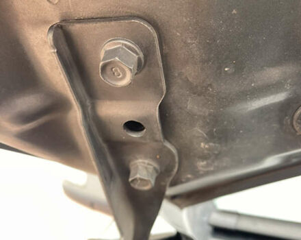 Серый Киа Соренто, объемом двигателя 2 л и пробегом 265 тыс. км за 12199 $, фото 22 на Automoto.ua