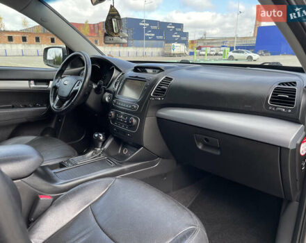 Сірий Кіа Соренто, об'ємом двигуна 2.2 л та пробігом 262 тис. км за 15900 $, фото 22 на Automoto.ua