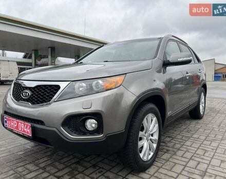 Серый Киа Соренто, объемом двигателя 2.2 л и пробегом 199 тыс. км за 14800 $, фото 2 на Automoto.ua