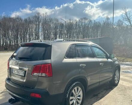 Сірий Кіа Соренто, об'ємом двигуна 2.2 л та пробігом 235 тис. км за 11000 $, фото 5 на Automoto.ua