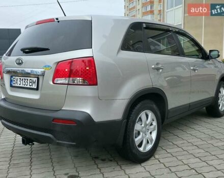 Сірий Кіа Соренто, об'ємом двигуна 2.4 л та пробігом 233 тис. км за 9999 $, фото 3 на Automoto.ua