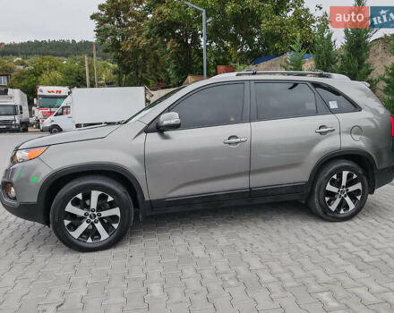 Серый Киа Соренто, объемом двигателя 2.2 л и пробегом 145 тыс. км за 15500 $, фото 4 на Automoto.ua
