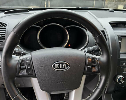 Сірий Кіа Соренто, об'ємом двигуна 2.2 л та пробігом 210 тис. км за 13800 $, фото 22 на Automoto.ua