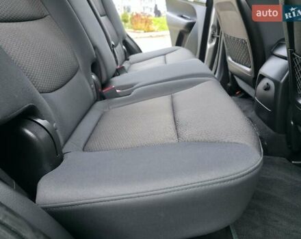 Сірий Кіа Соренто, об'ємом двигуна 2.4 л та пробігом 233 тис. км за 9999 $, фото 39 на Automoto.ua