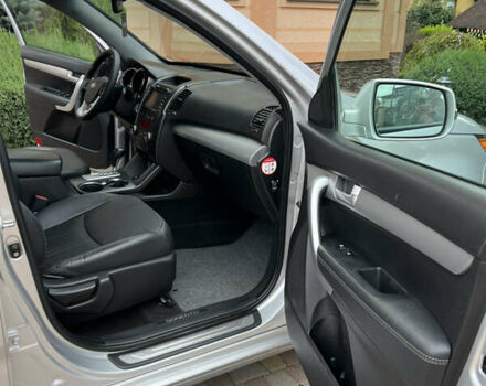 Серый Киа Соренто, объемом двигателя 2.2 л и пробегом 188 тыс. км за 14700 $, фото 10 на Automoto.ua