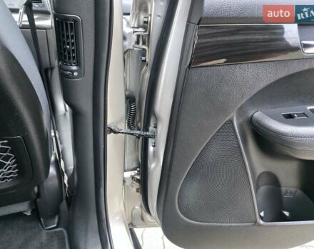 Сірий Кіа Соренто, об'ємом двигуна 2.4 л та пробігом 233 тис. км за 9999 $, фото 41 на Automoto.ua