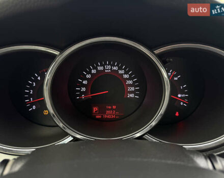 Сірий Кіа Соренто, об'ємом двигуна 2.2 л та пробігом 194 тис. км за 14000 $, фото 47 на Automoto.ua