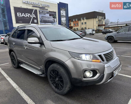 Сірий Кіа Соренто, об'ємом двигуна 2.2 л та пробігом 240 тис. км за 11500 $, фото 1 на Automoto.ua