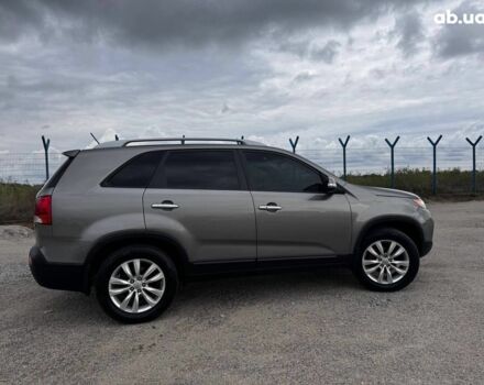 Серый Киа Соренто, объемом двигателя 0 л и пробегом 174 тыс. км за 14000 $, фото 4 на Automoto.ua