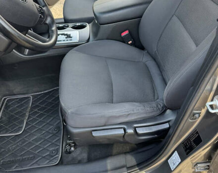 Серый Киа Соренто, объемом двигателя 2.2 л и пробегом 207 тыс. км за 12300 $, фото 14 на Automoto.ua