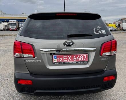 Серый Киа Соренто, объемом двигателя 0 л и пробегом 174 тыс. км за 14000 $, фото 14 на Automoto.ua