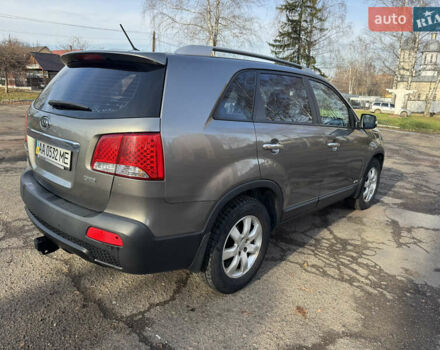 Серый Киа Соренто, объемом двигателя 2.2 л и пробегом 207 тыс. км за 12300 $, фото 8 на Automoto.ua