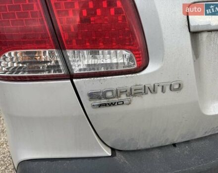 Сірий Кіа Соренто, об'ємом двигуна 0 л та пробігом 212 тис. км за 8200 $, фото 21 на Automoto.ua