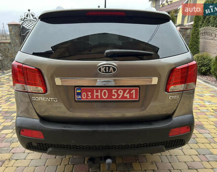 Сірий Кіа Соренто, об'ємом двигуна 2.2 л та пробігом 210 тис. км за 13800 $, фото 4 на Automoto.ua