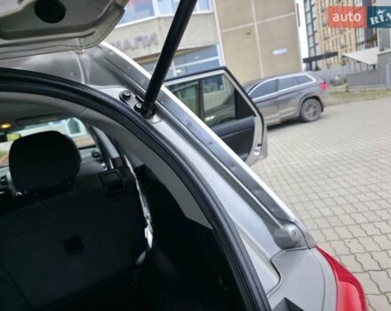 Сірий Кіа Соренто, об'ємом двигуна 2.4 л та пробігом 233 тис. км за 9999 $, фото 31 на Automoto.ua