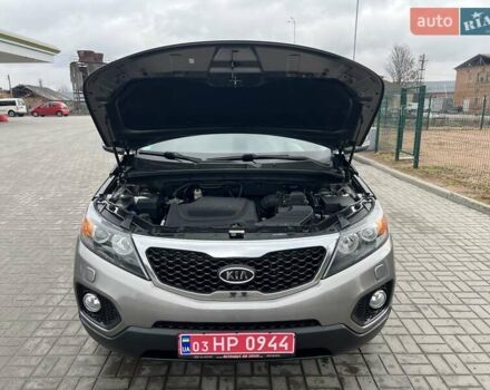Серый Киа Соренто, объемом двигателя 2.2 л и пробегом 199 тыс. км за 14800 $, фото 37 на Automoto.ua