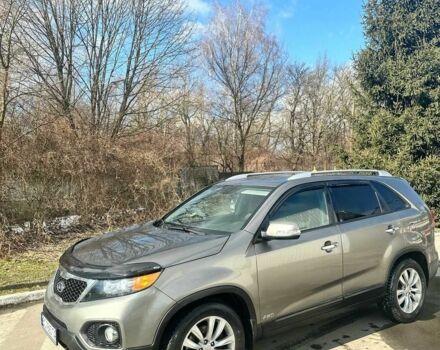 Сірий Кіа Соренто, об'ємом двигуна 2.2 л та пробігом 235 тис. км за 11000 $, фото 1 на Automoto.ua