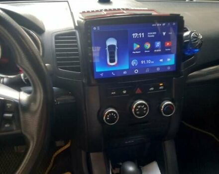 Серый Киа Соренто, объемом двигателя 2.36 л и пробегом 250 тыс. км за 12000 $, фото 22 на Automoto.ua