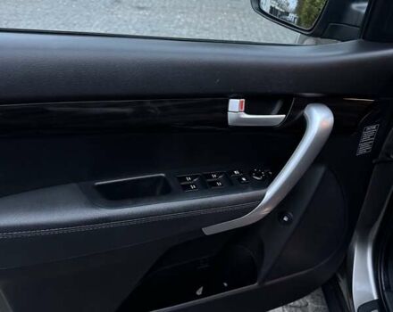 Серый Киа Соренто, объемом двигателя 2.2 л и пробегом 217 тыс. км за 15200 $, фото 22 на Automoto.ua