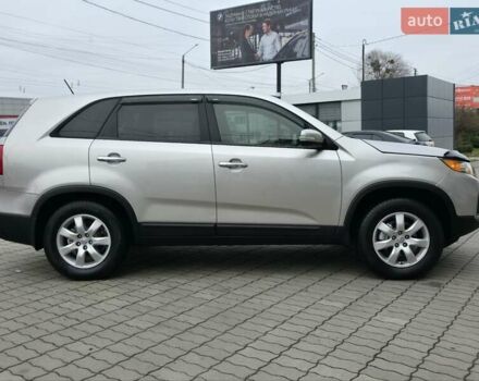 Сірий Кіа Соренто, об'ємом двигуна 2.4 л та пробігом 233 тис. км за 9999 $, фото 15 на Automoto.ua