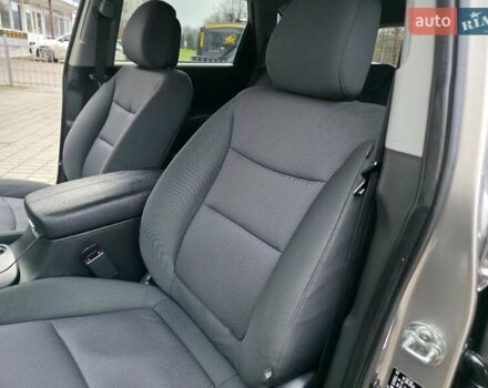 Сірий Кіа Соренто, об'ємом двигуна 2.4 л та пробігом 233 тис. км за 9999 $, фото 84 на Automoto.ua