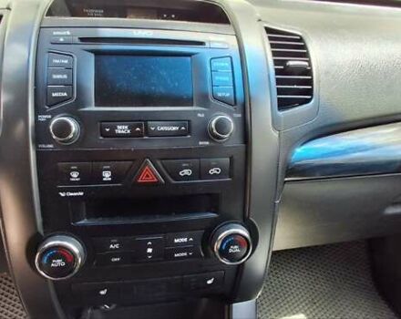 Сірий Кіа Соренто, об'ємом двигуна 2.36 л та пробігом 162 тис. км за 11500 $, фото 9 на Automoto.ua