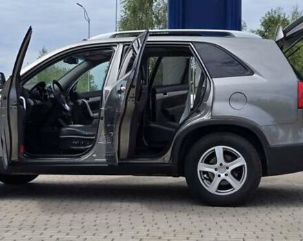 Серый Киа Соренто, объемом двигателя 2.2 л и пробегом 204 тыс. км за 12950 $, фото 43 на Automoto.ua