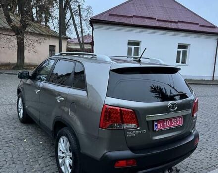 Серый Киа Соренто, объемом двигателя 2.2 л и пробегом 217 тыс. км за 15200 $, фото 16 на Automoto.ua