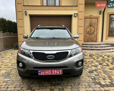Сірий Кіа Соренто, об'ємом двигуна 2.2 л та пробігом 210 тис. км за 13800 $, фото 1 на Automoto.ua