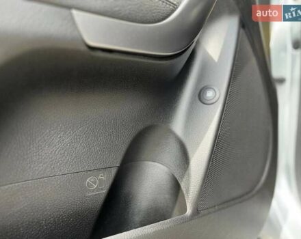 Серый Киа Соренто, объемом двигателя 2.4 л и пробегом 140 тыс. км за 13500 $, фото 21 на Automoto.ua