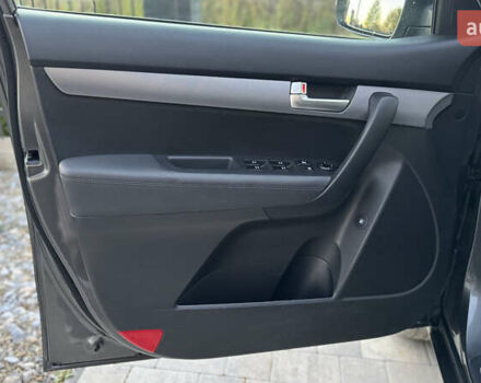 Сірий Кіа Соренто, об'ємом двигуна 2.2 л та пробігом 230 тис. км за 17100 $, фото 42 на Automoto.ua