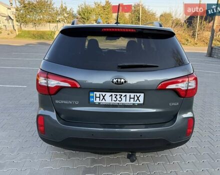 Кіа Соренто 2013 у Чернівцях на Automoto.ua Сірий Кіа Соренто, об'ємом двигуна 2.2 л та пробігом 216 тис. км за 15800 $, фото 4 на Automoto.ua