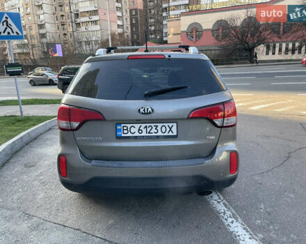 Сірий Кіа Соренто, об'ємом двигуна 2.36 л та пробігом 212 тис. км за 10000 $, фото 1 на Automoto.ua