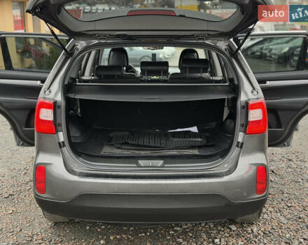 Серый Киа Соренто, объемом двигателя 2.2 л и пробегом 143 тыс. км за 17400 $, фото 36 на Automoto.ua