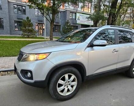 Киа Соренто 2013 в Киеве на Automoto.ua Серый Киа Соренто, объемом двигателя 2.4 л и пробегом 230 тыс. км за 9999 $, фото 19 на Automoto.ua