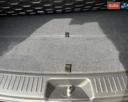 Серый Киа Соренто, объемом двигателя 2.4 л и пробегом 140 тыс. км за 13500 $, фото 9 на Automoto.ua