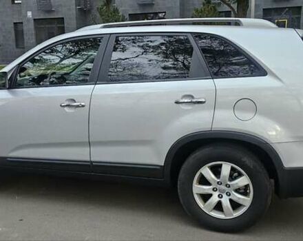 Киа Соренто 2013 в Киеве на Automoto.ua Серый Киа Соренто, объемом двигателя 2.4 л и пробегом 230 тыс. км за 9999 $, фото 26 на Automoto.ua