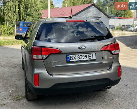 Серый Киа Соренто, объемом двигателя 2.4 л и пробегом 276 тыс. км за 10850 $, фото 9 на Automoto.ua